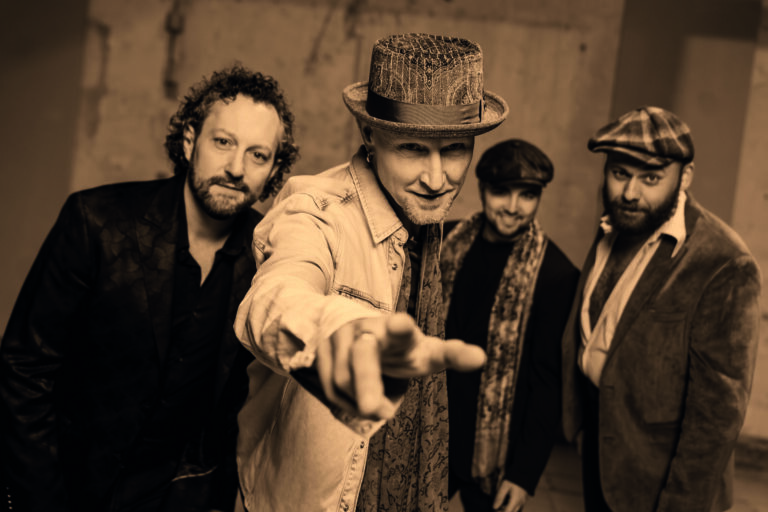 King Of The World – The Raw Project — muziek in Zeist