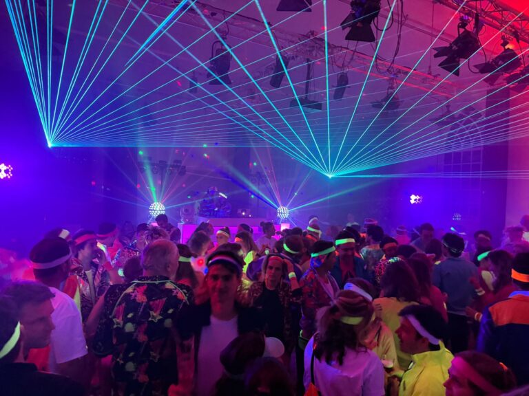 Suvee Dansavond — uitgaan in Zeist